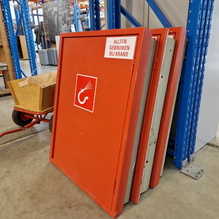 Brandslang met ombouw 3 beschikbaar - Afbeelding 9