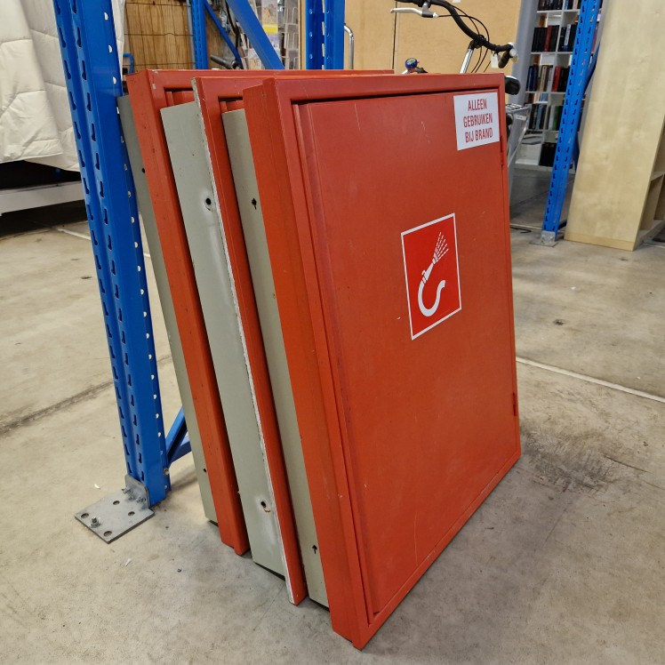 Brandslang met ombouw 3 beschikbaar - Afbeelding 6