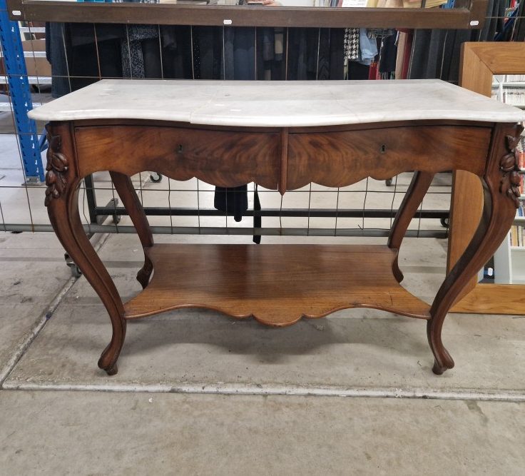 Antieke site table met marmer