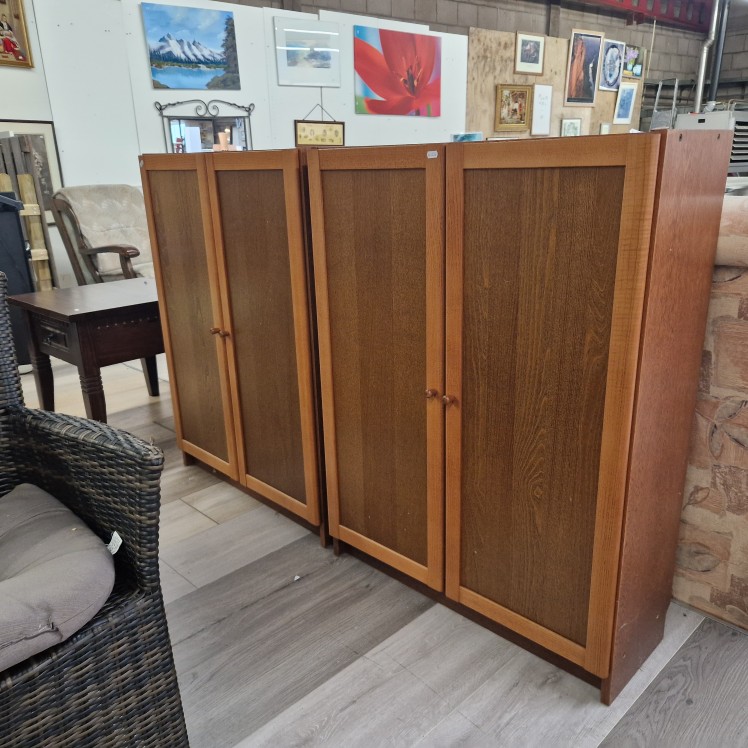 Retro wandkastje. Nog 1 beschikbaar