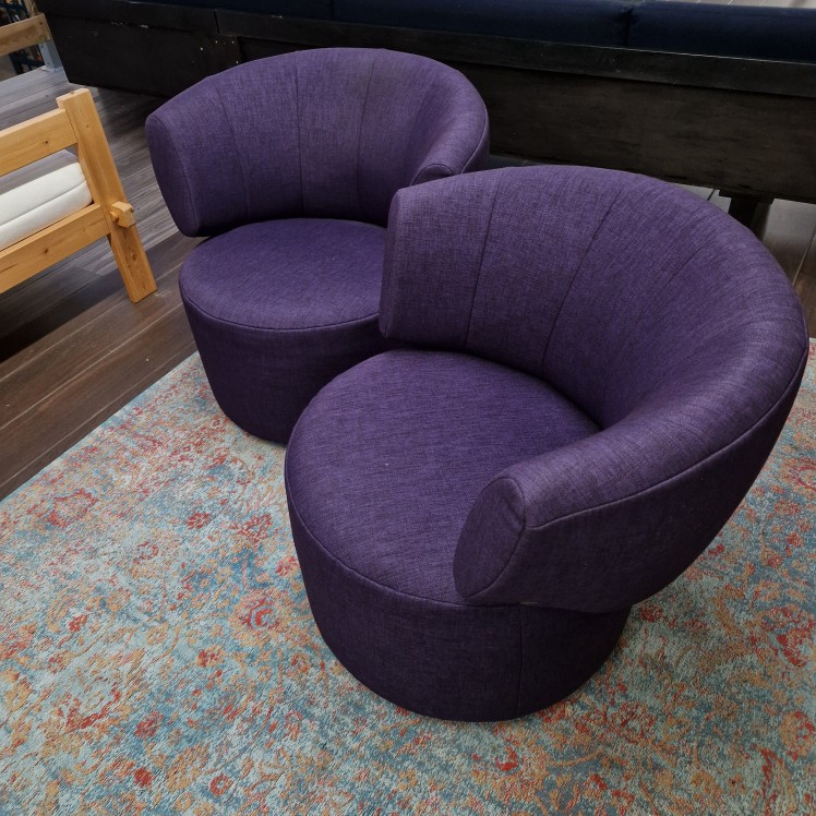 Rolf Benz draaistoelen fauteuils paars