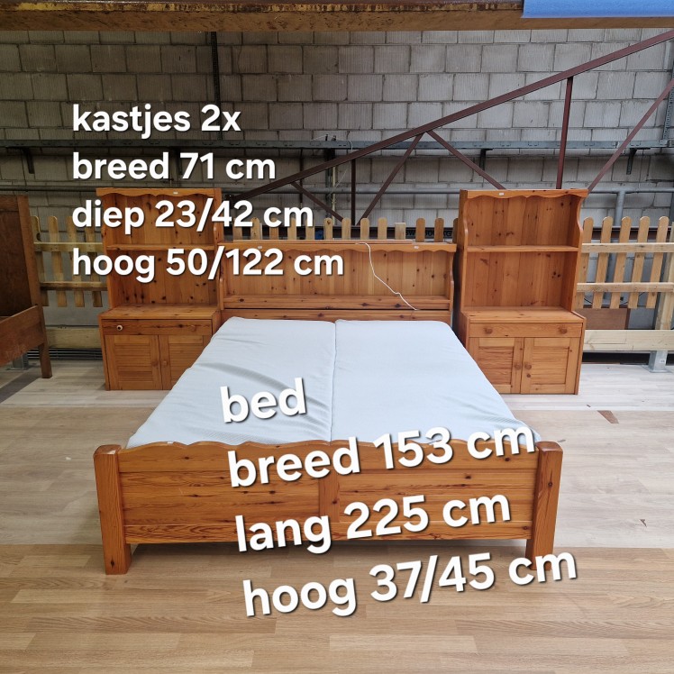 Tweepersoonsbed met ombouw, nachtkastjes en matrassen - Afbeelding 5