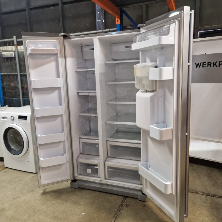 Grote dubbeldeurs Amerikaanse koelkast. Samsung. - Afbeelding 3