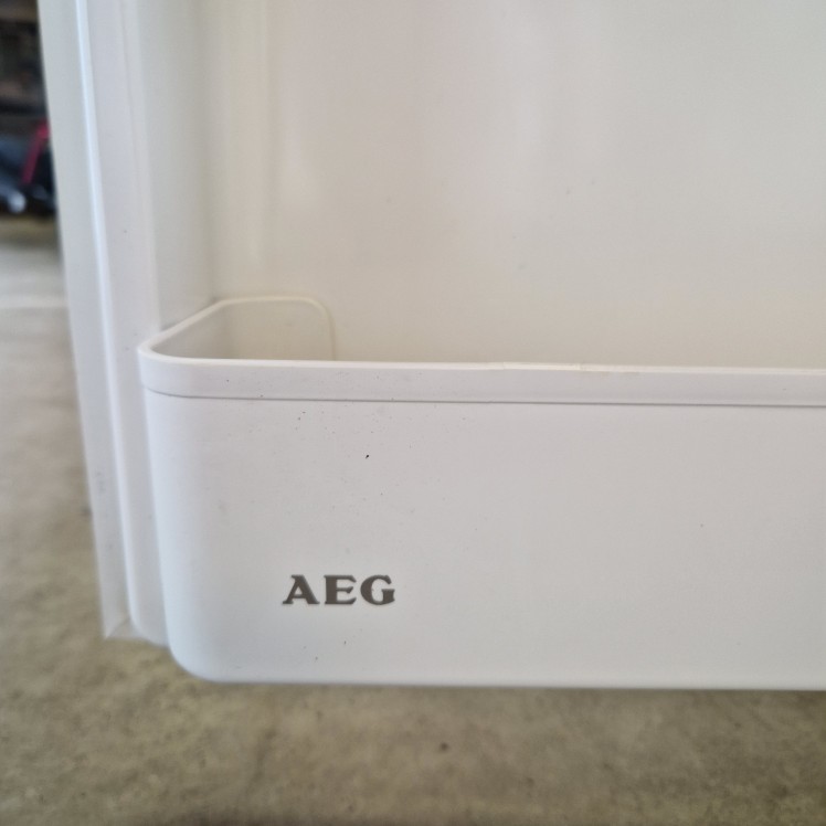 AEG Inbouwkoelkast - Compact en Efficiënt - Afbeelding 4
