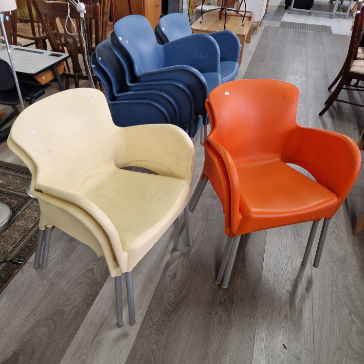 kunststof stapelstoelen voor binnen of buiten