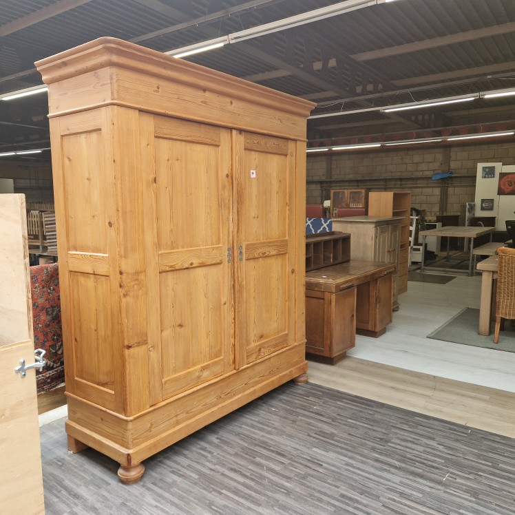XL Grenen Kledingkast/Linnenkast