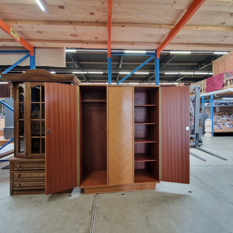 Vintage Kledingkast met Uniek Houtpatroon - Afbeelding 3