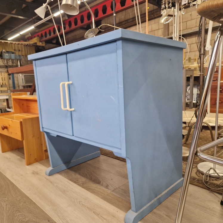 Vintage Blauw kastje met deurtjes